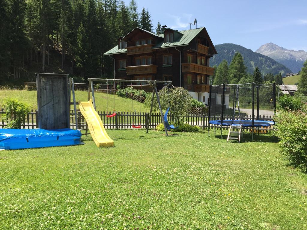 Hotel Garni Gruenmoos Sankt Jakob in Defereggen Kültér fotó