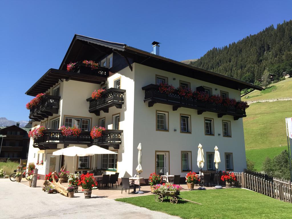 Hotel Garni Gruenmoos Sankt Jakob in Defereggen Kültér fotó