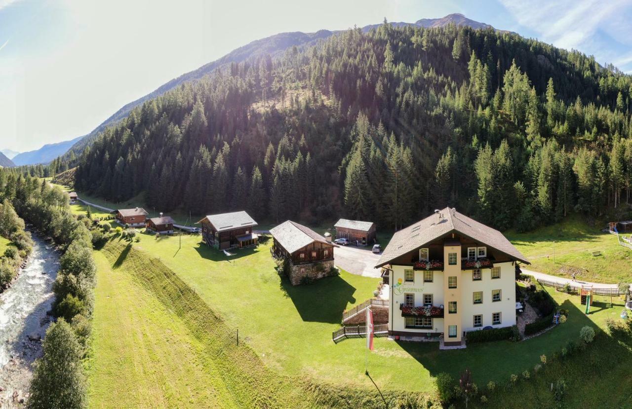 Hotel Garni Gruenmoos Sankt Jakob in Defereggen Kültér fotó